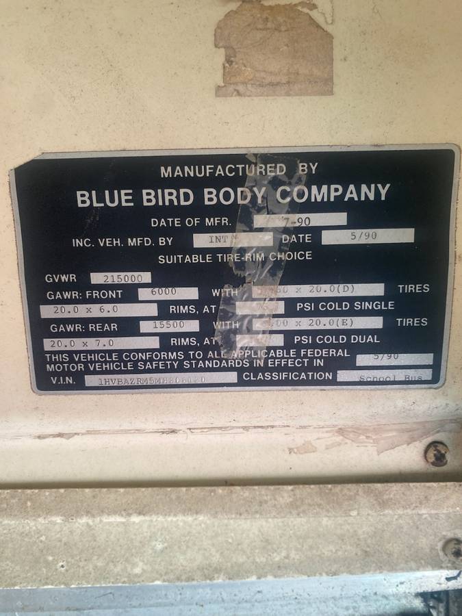 Bluebird-bus-1990-3