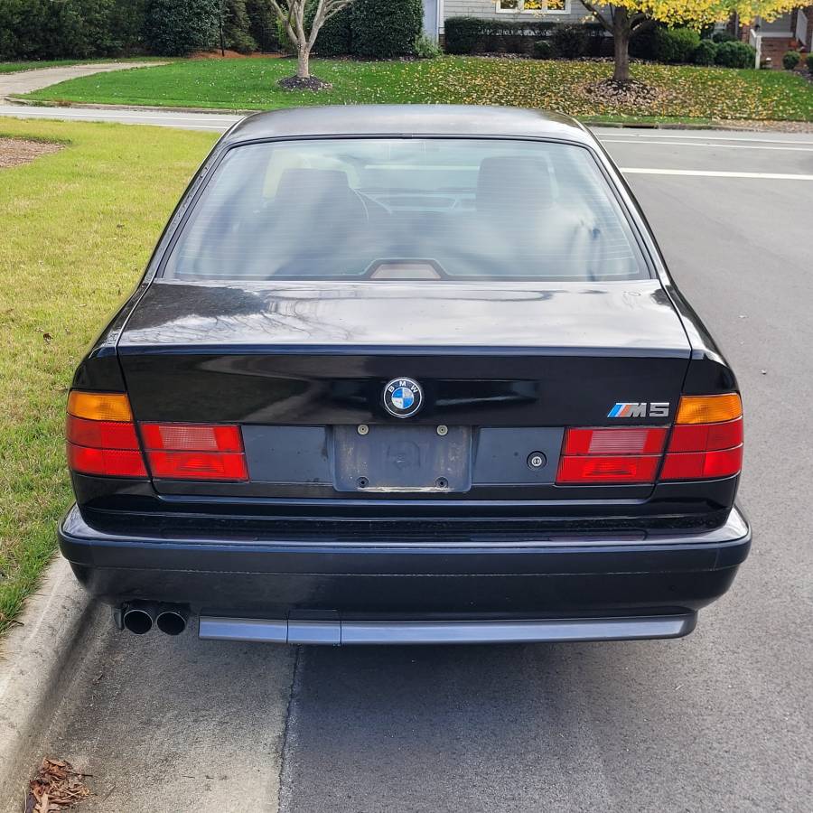 Bmw-1991-black-2