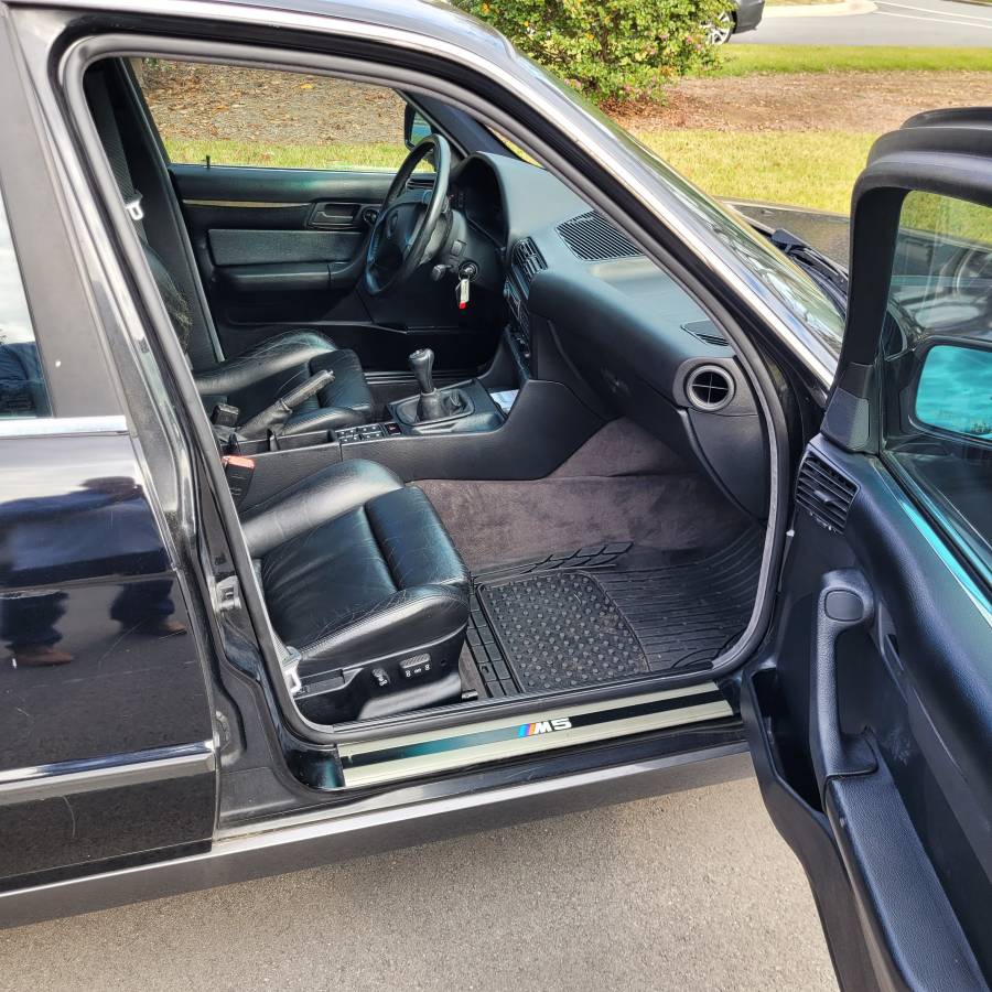 Bmw-1991-black-9