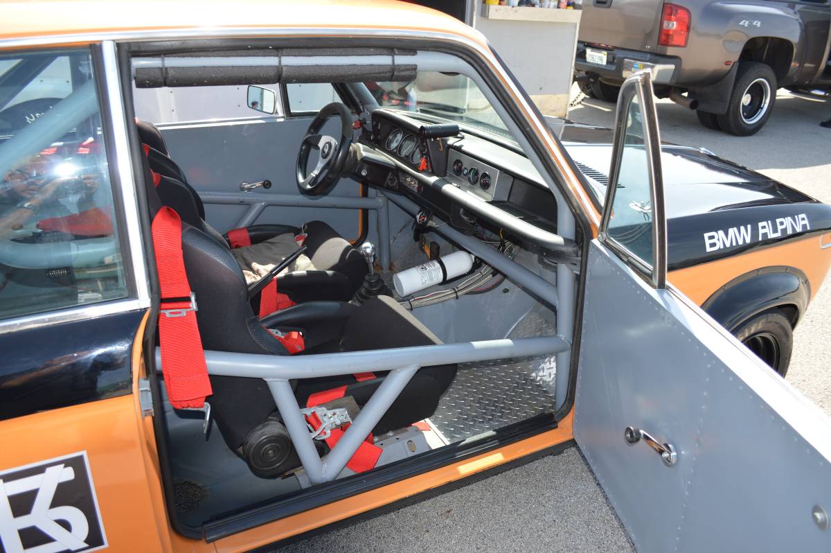 Bmw-2002-1971-orange-3
