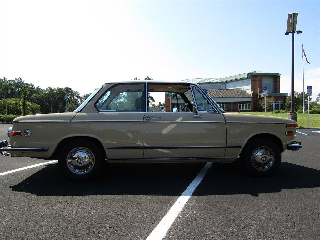 Bmw-2002-1973-17