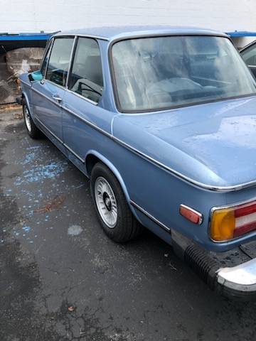 Bmw-2002-1975-blue-2