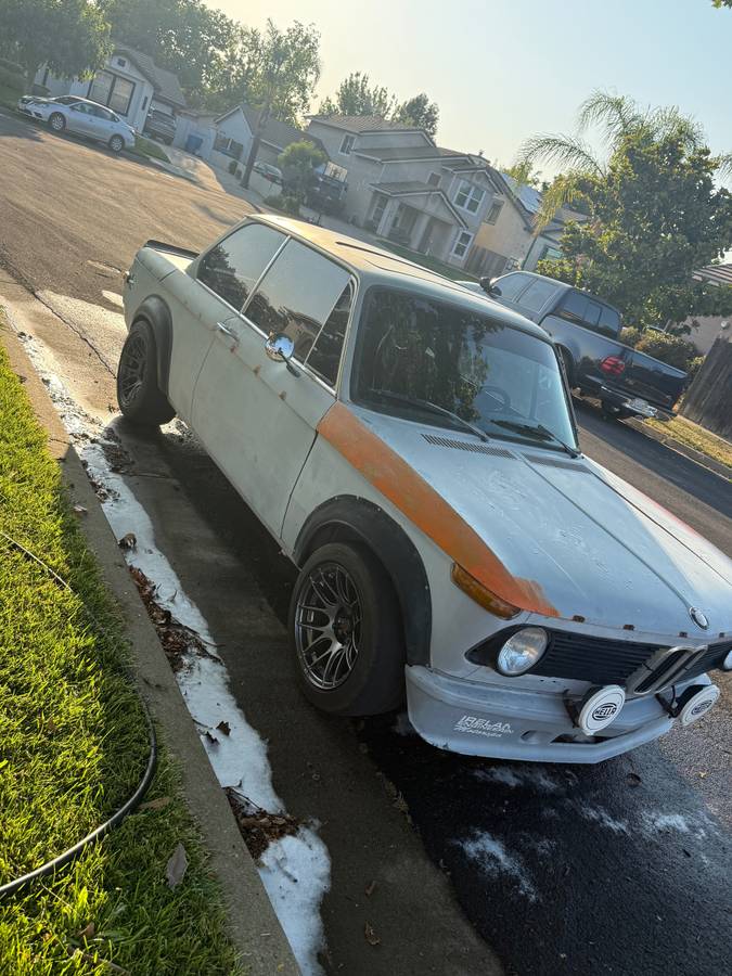 Bmw-2002-1976-orange-4
