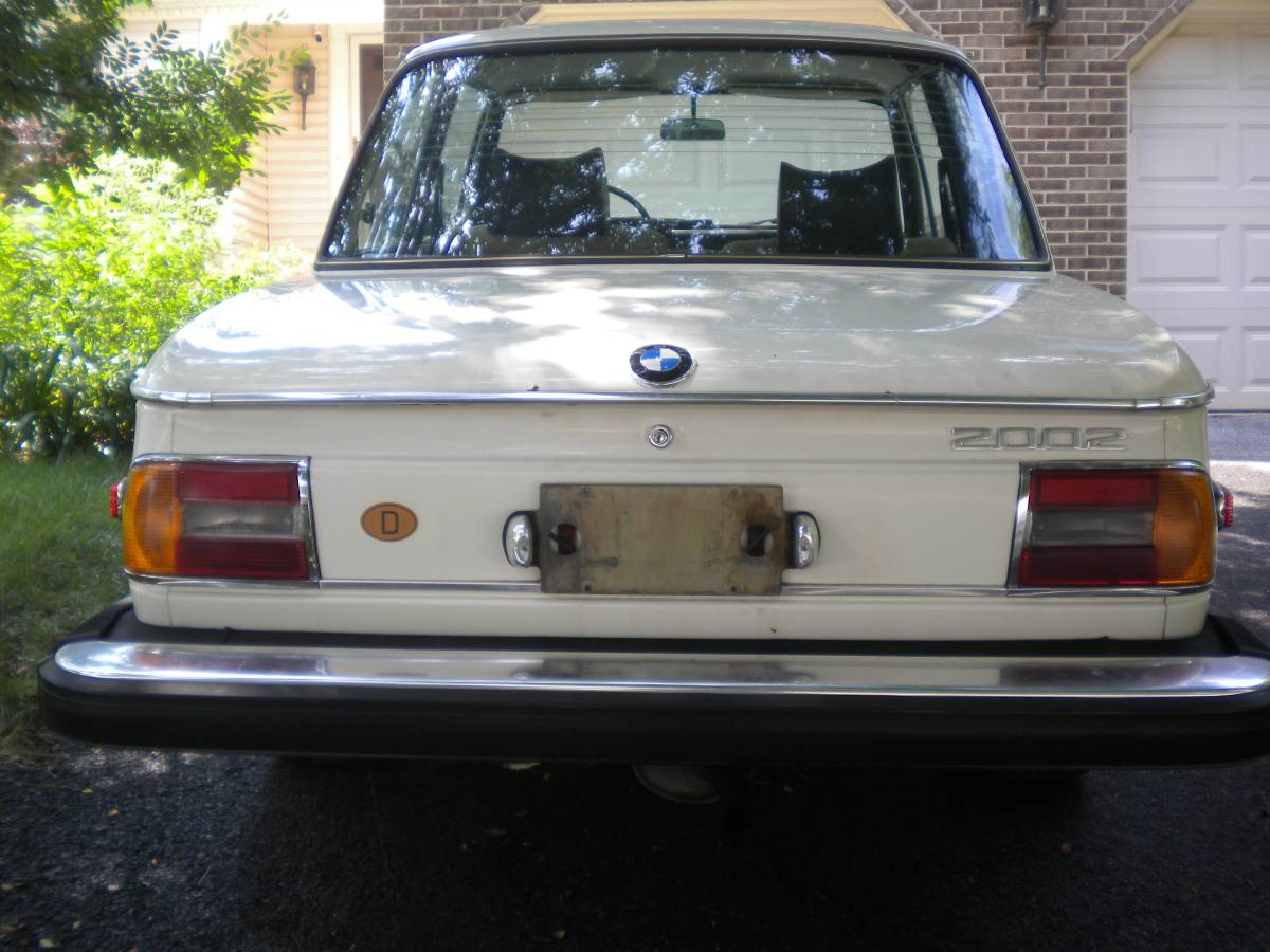 Bmw-2002-not-tii-1975-white-2