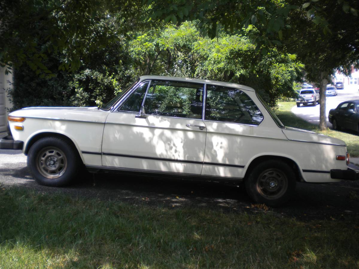 Bmw-2002-not-tii-1975-white-3