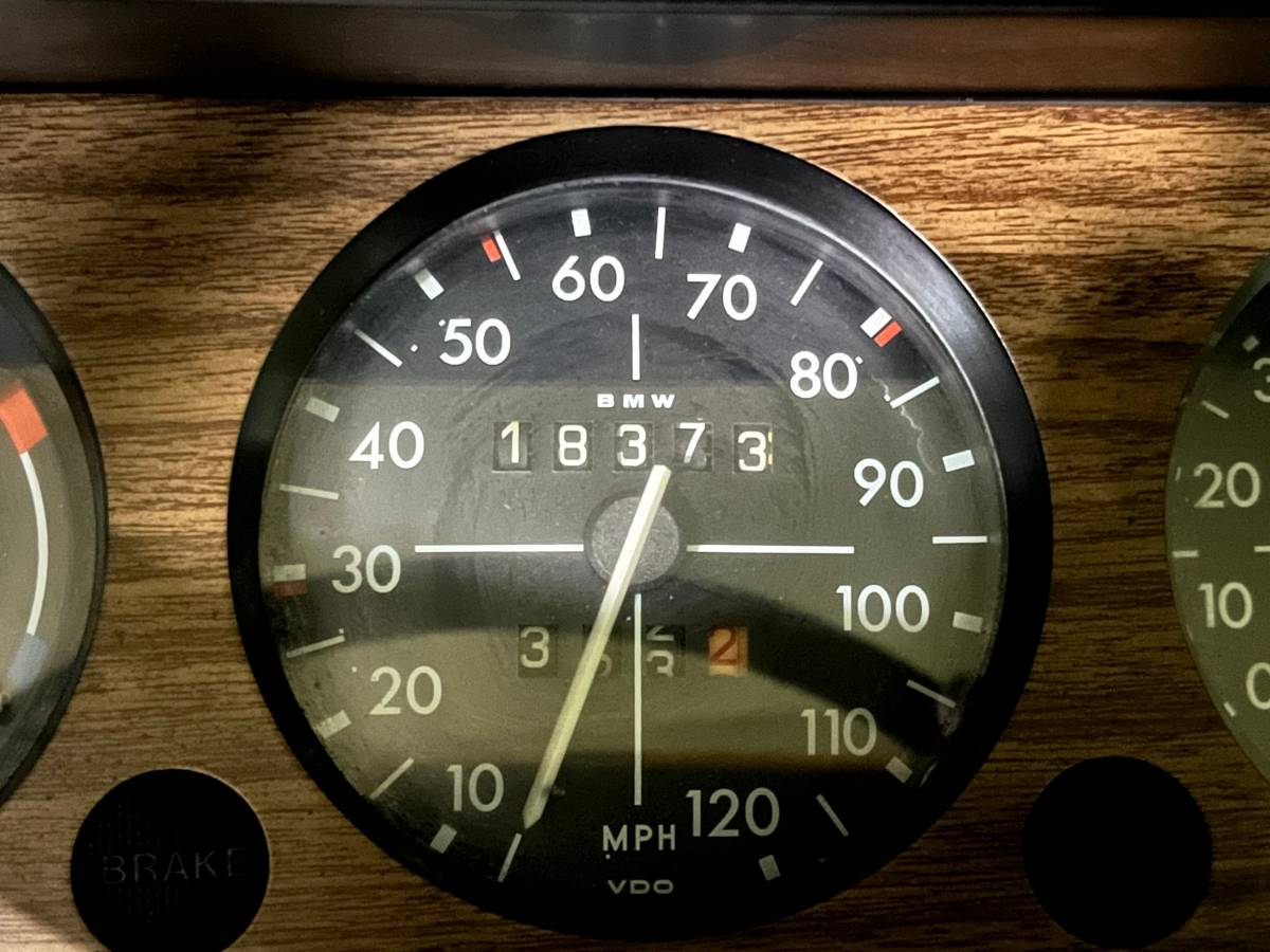 Bmw-2002-tii-1974-4