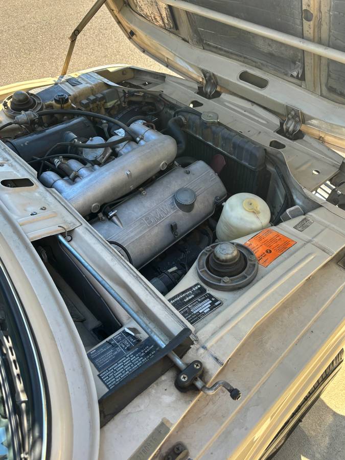 Bmw-2002-tii-1974-custom-10
