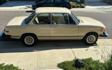 Bmw-2002tii-1974-custom-4