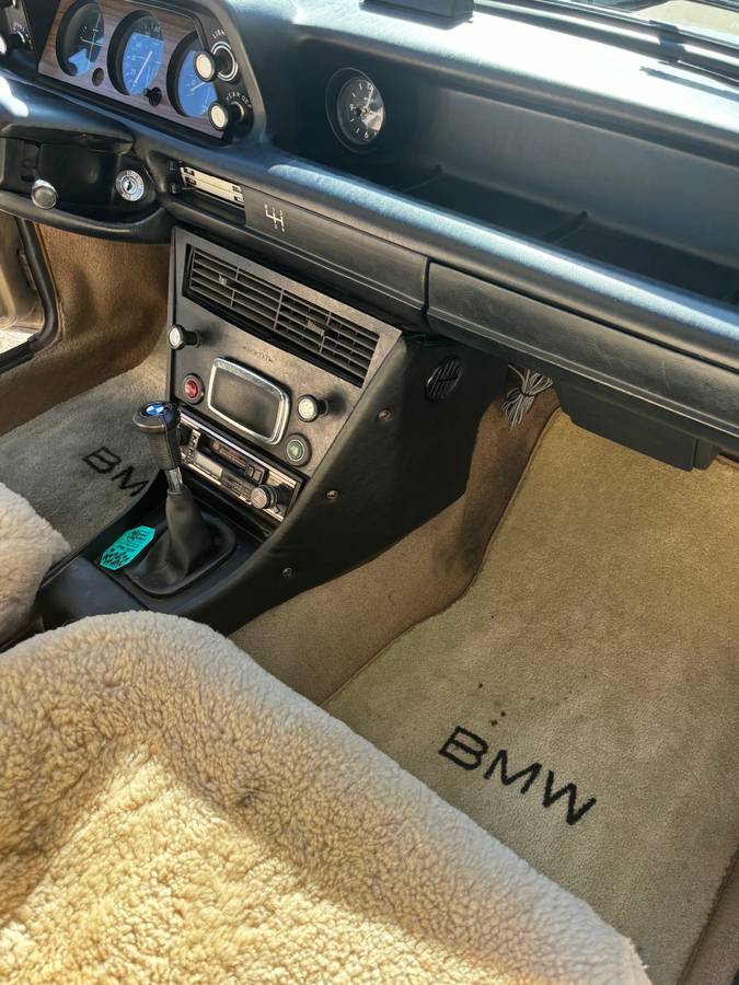 Bmw-2002tii-1974-custom-7