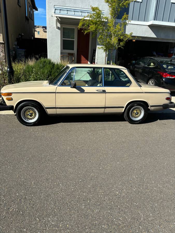 Bmw-2002tii-1974-custom