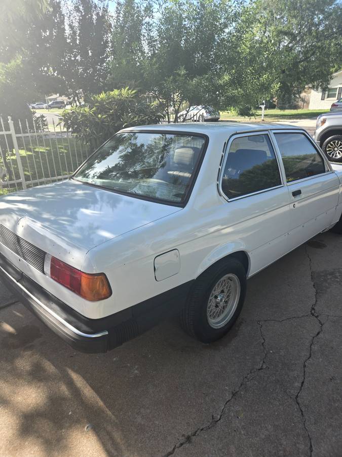 Bmw-3-series-1981-4