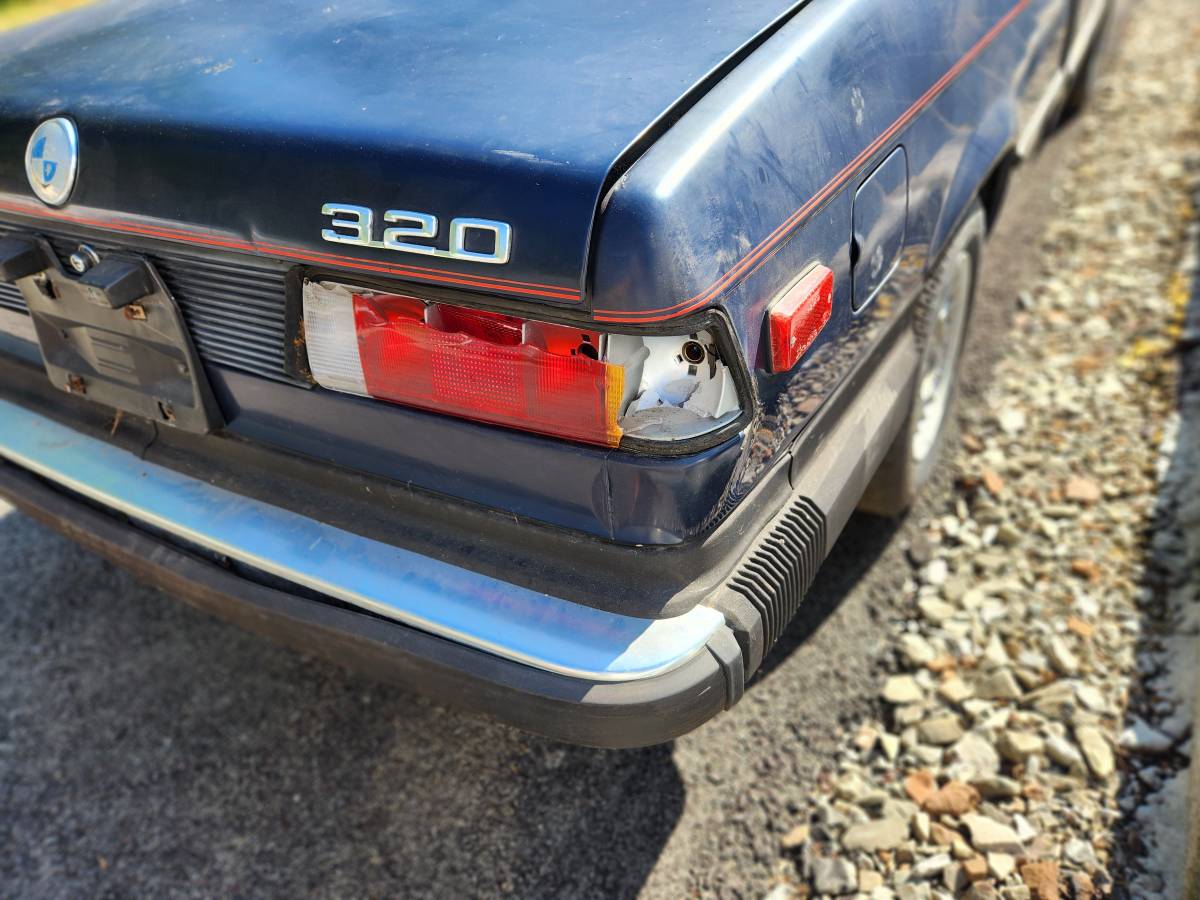 Bmw-3-series-1983-blue-12