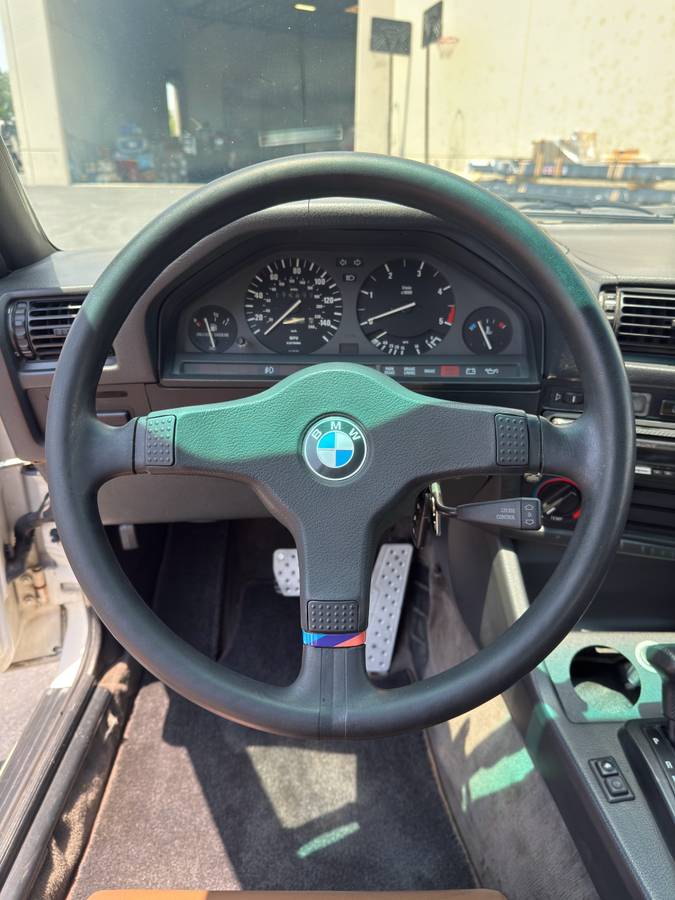 Bmw-3-series-1986-white-10