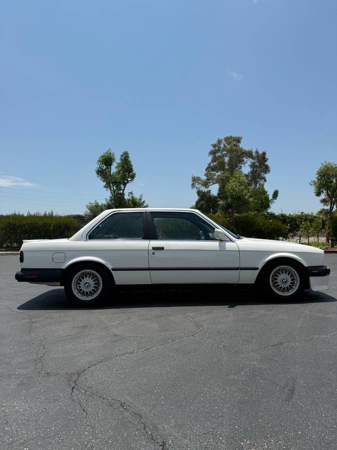Bmw-3-series-1986-white-6
