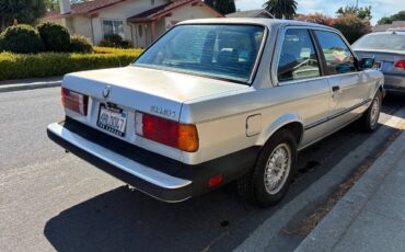 Bmw-318i-1984-grey-3