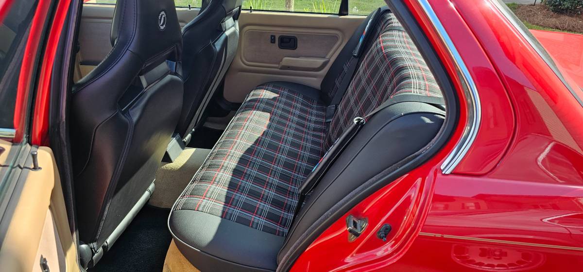 Bmw-318i-1990-red-18