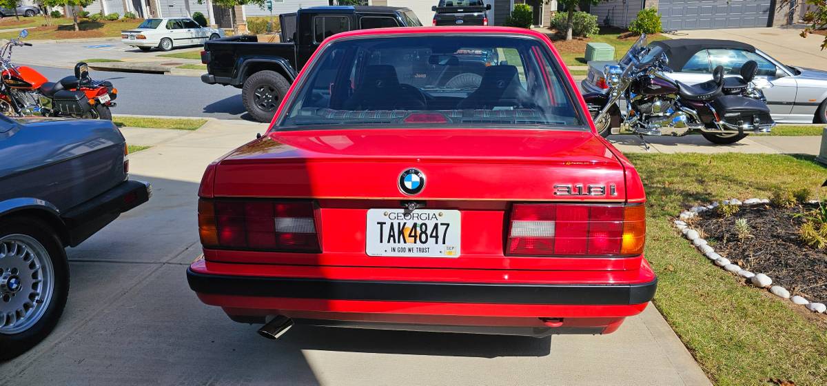 Bmw-318i-1990-red-4