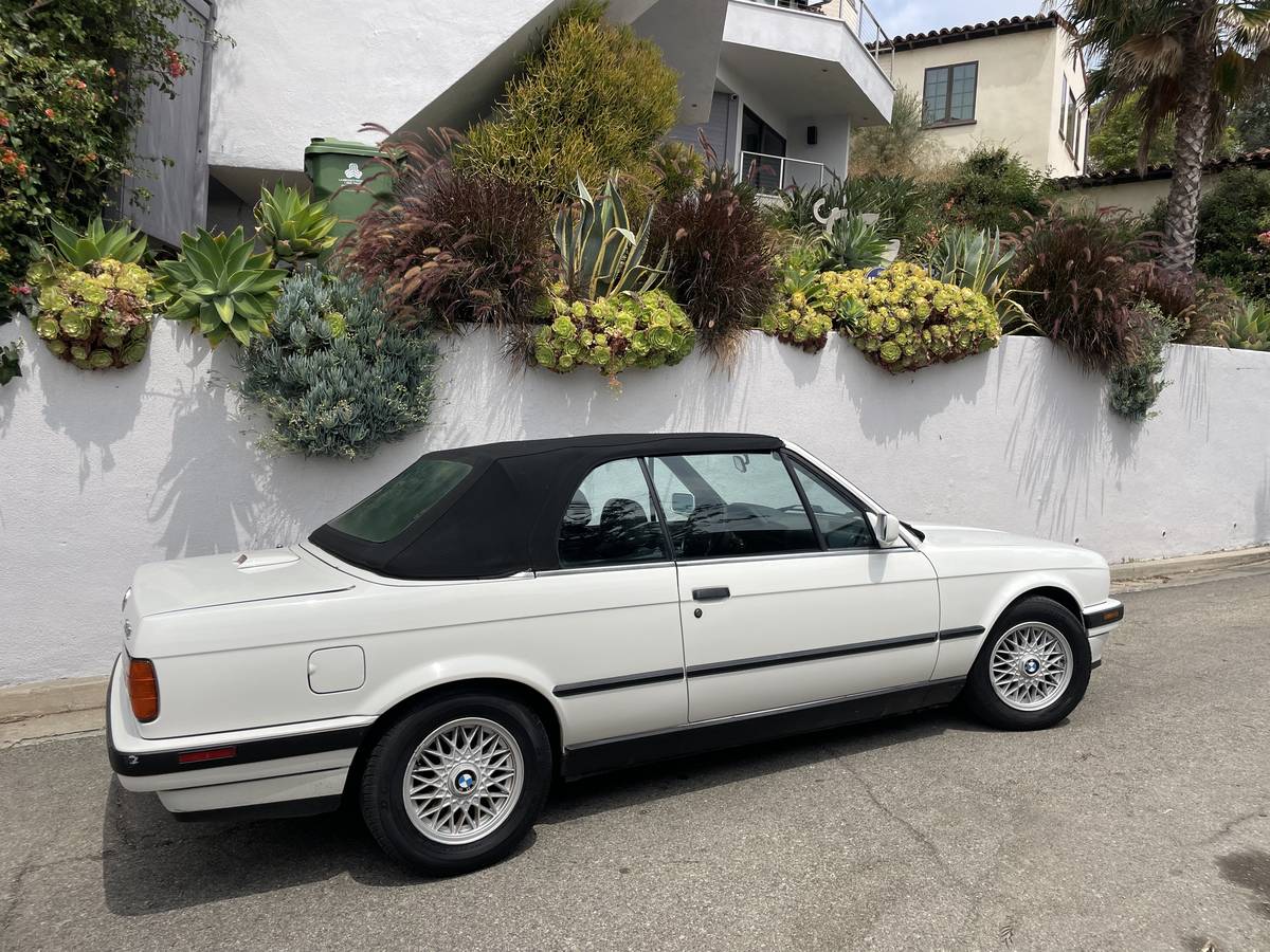 Bmw-318i-convertible-1991-white-2