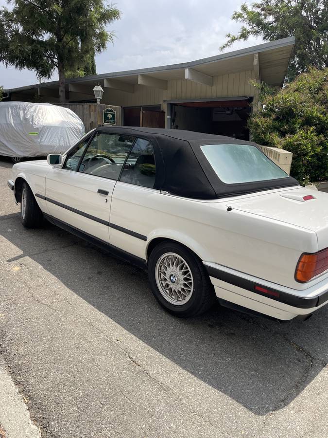 Bmw-318i-convertible-1991-white-7
