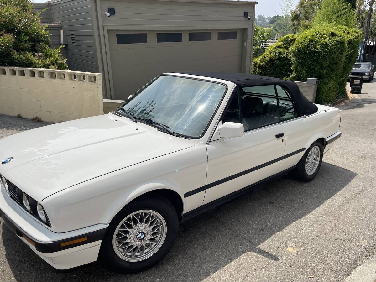 Bmw-318i-convertible-1991-white-8