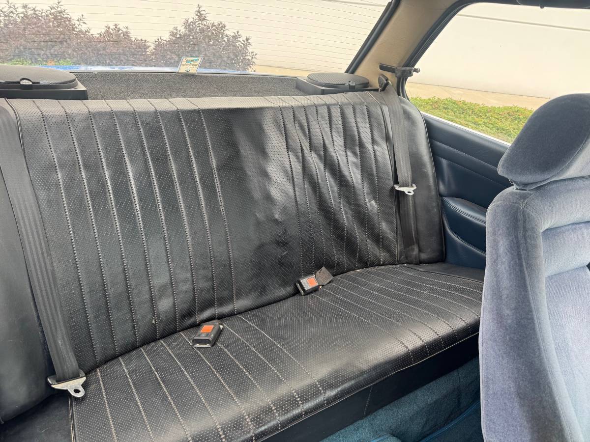 Bmw-320i-1978-blue-12