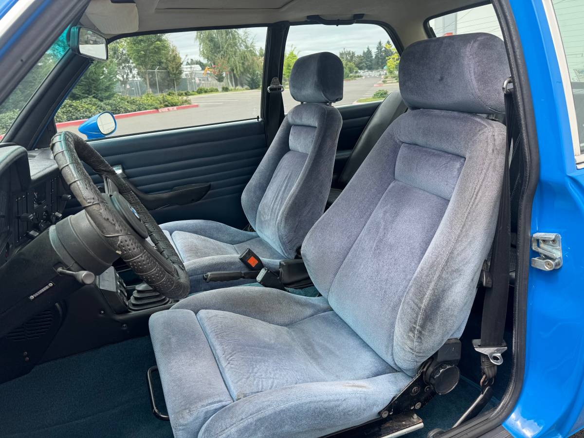 Bmw-320i-1978-blue-6