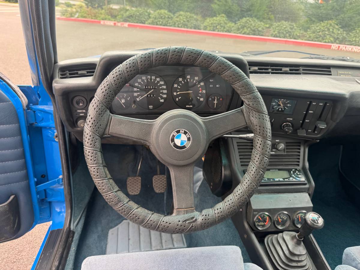 Bmw-320i-1978-blue-7