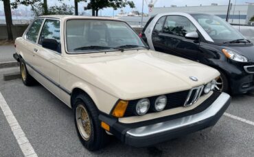 Bmw-320i-automatic-1982