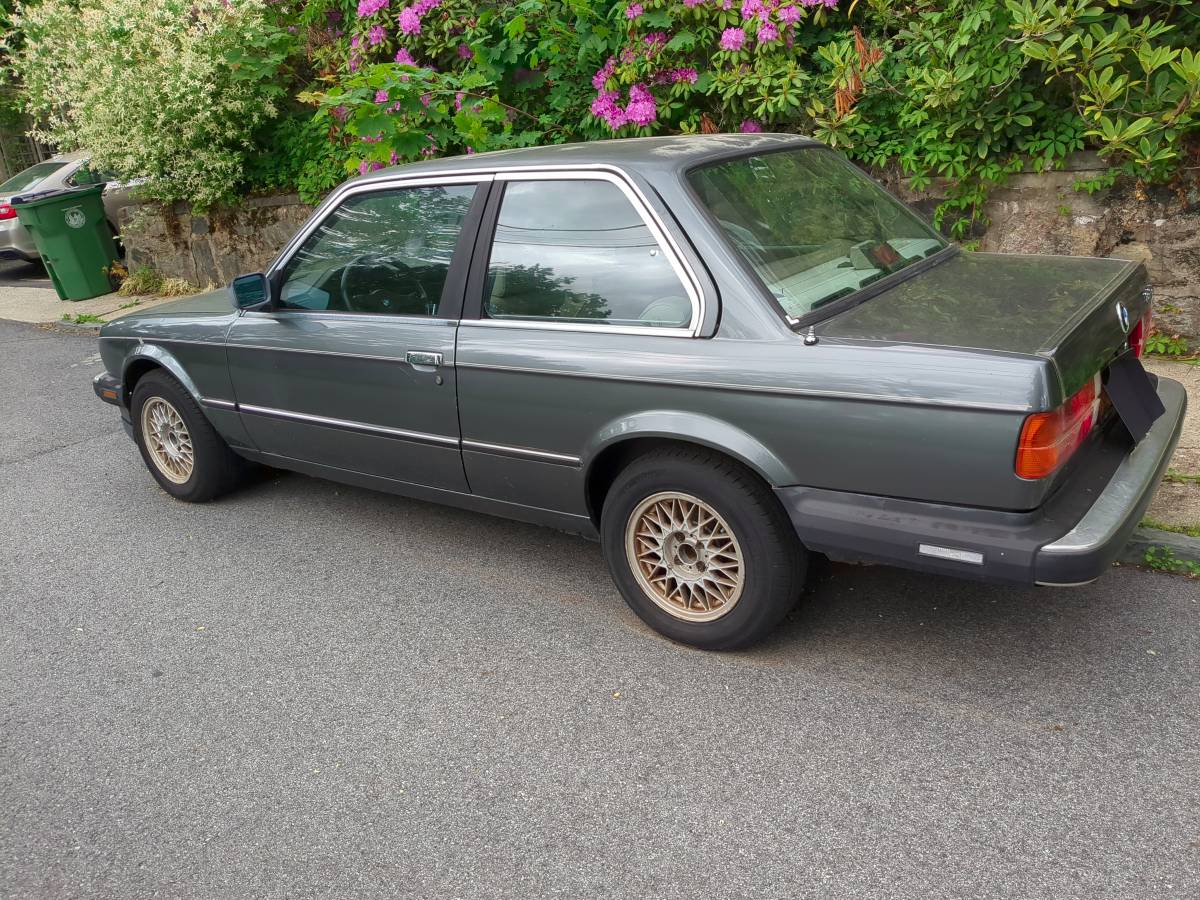 Bmw-325-1987