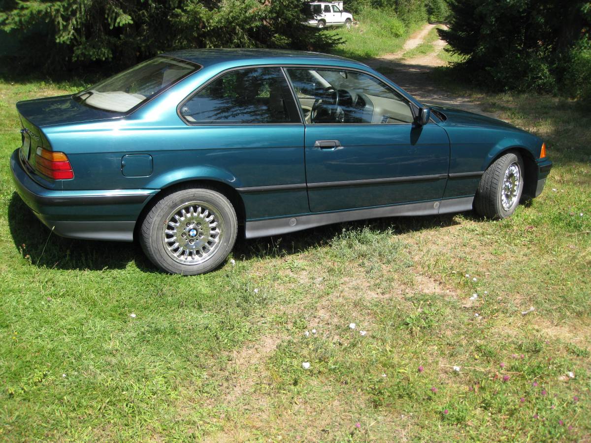 Bmw-325-is-1993-green-1
