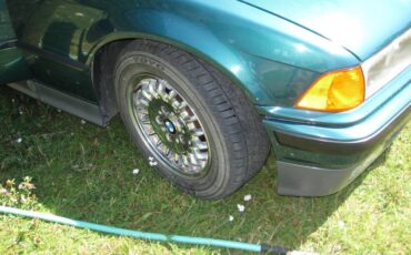 Bmw-325-is-1993-green-10