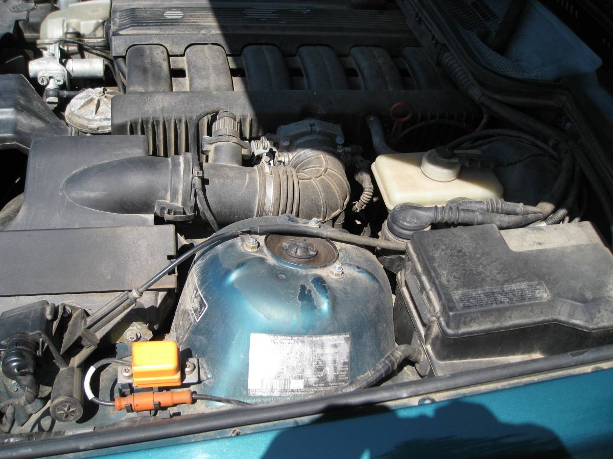 Bmw-325-is-1993-green-12