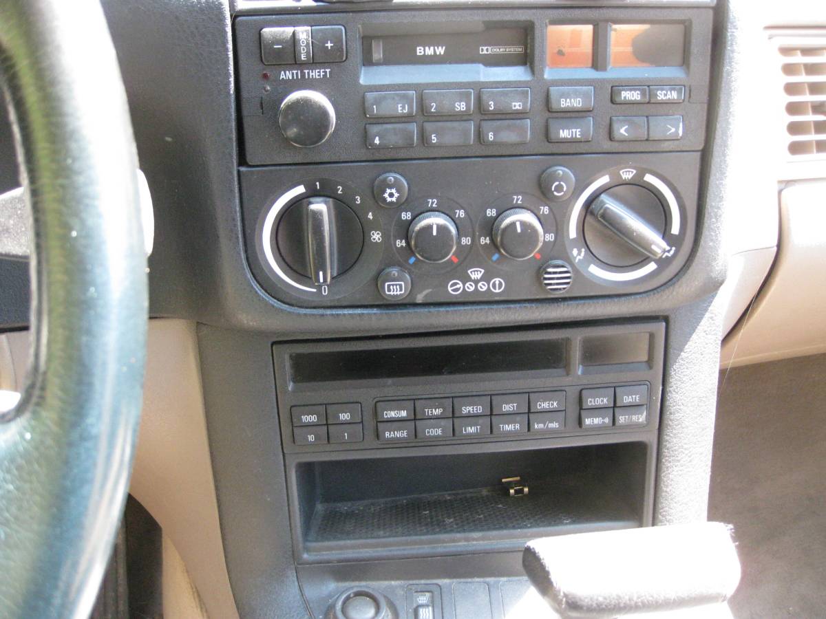 Bmw-325-is-1993-green-18