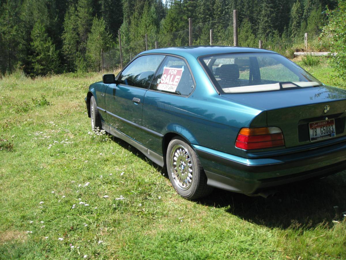 Bmw-325-is-1993-green-4