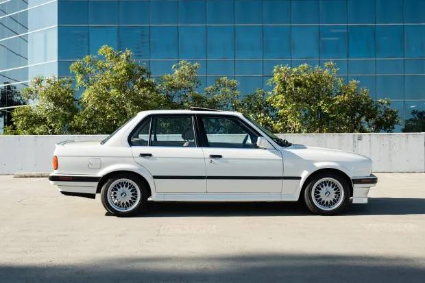 Bmw-325-ix-1991-white-1
