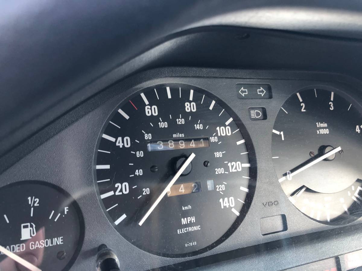 Bmw-325e-1985-grey