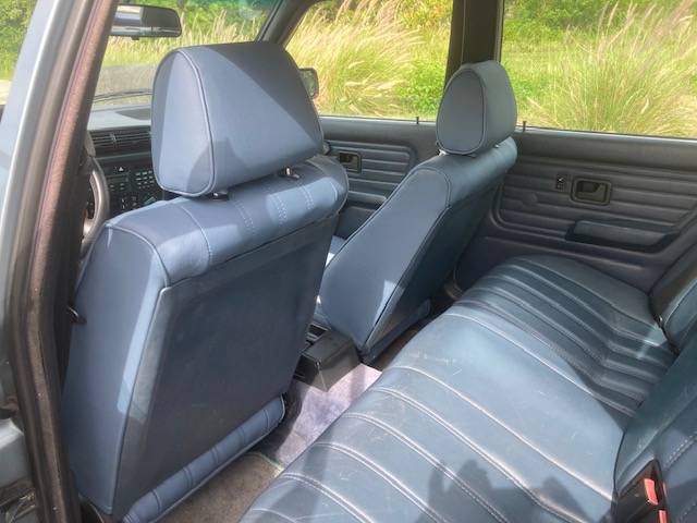 Bmw-325i-1987-blue-21