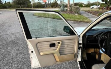 Bmw-325i-1987-white-15