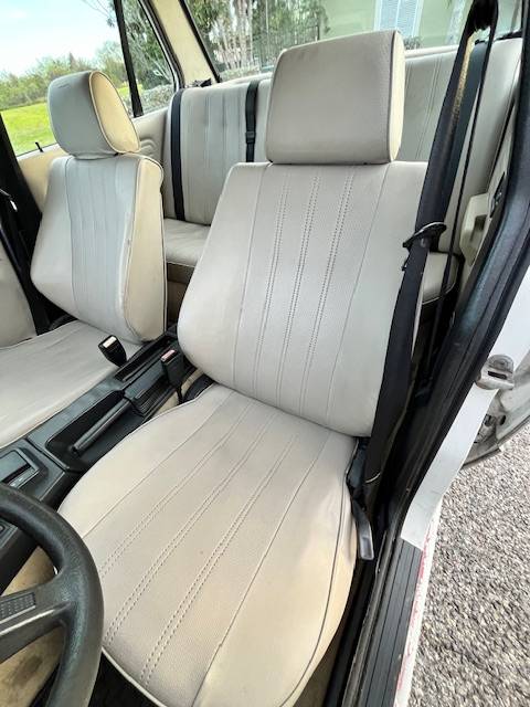 Bmw-325i-1987-white-20