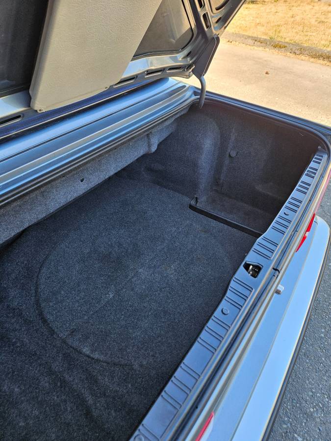 Bmw-325i-1989-blue-9