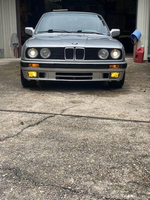 Bmw-325i-1990-silver-1