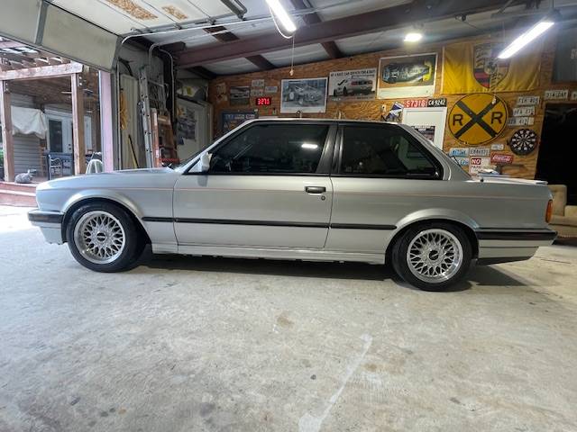 Bmw-325i-1990-silver-16