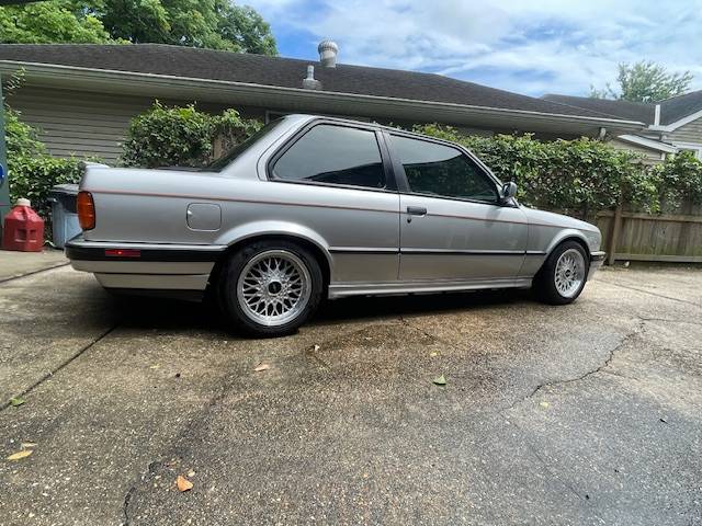 Bmw-325i-1990-silver-17