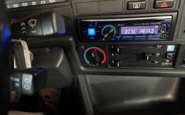 Bmw-325i-1991-silver-11