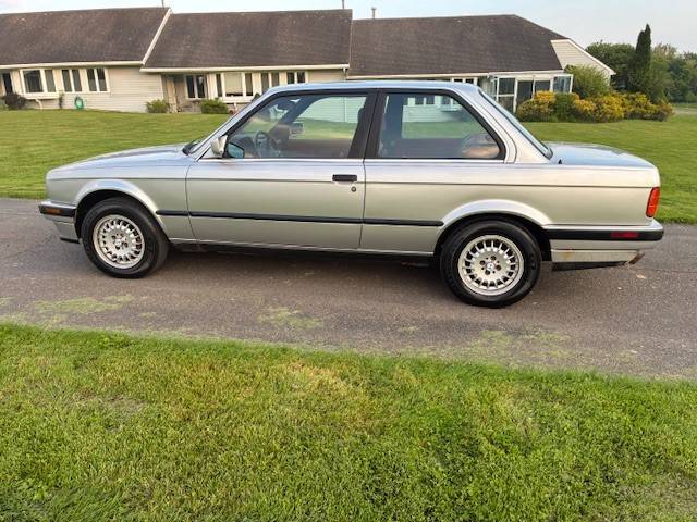 Bmw-325i-1991-silver