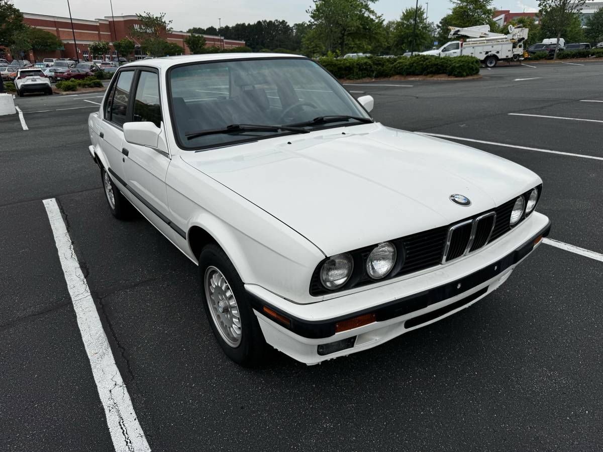 Bmw-325i-1991-white-1