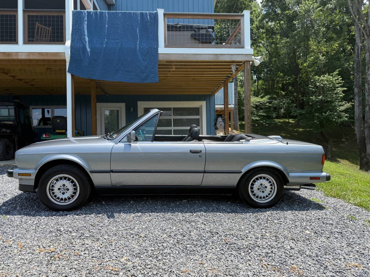 Bmw-325i-convertible-1987-silver-6