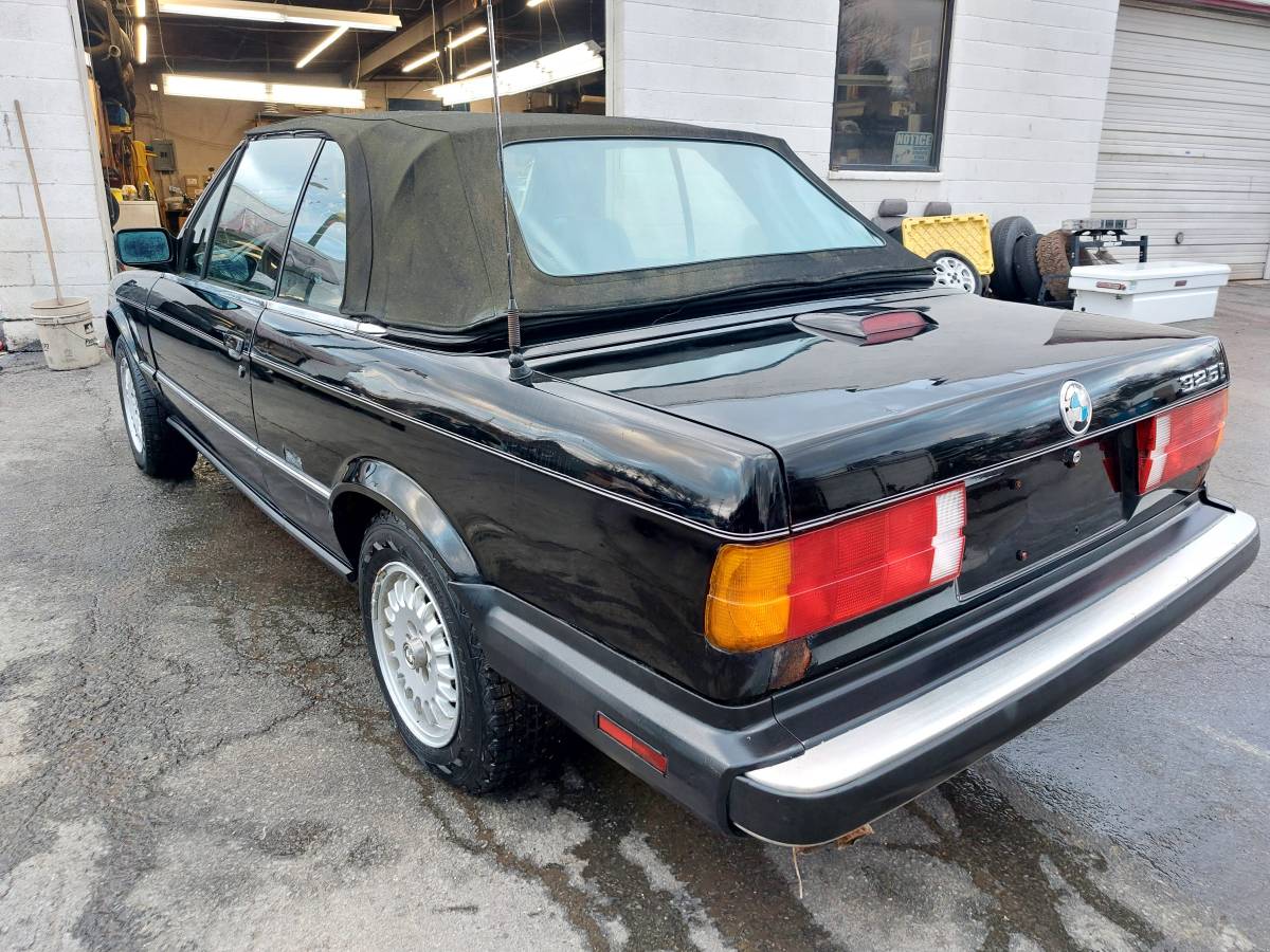Bmw-325i-convertible-1989-black-3