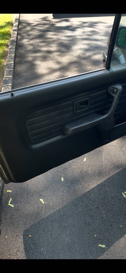 Bmw-325i-convertible-1991-black-7