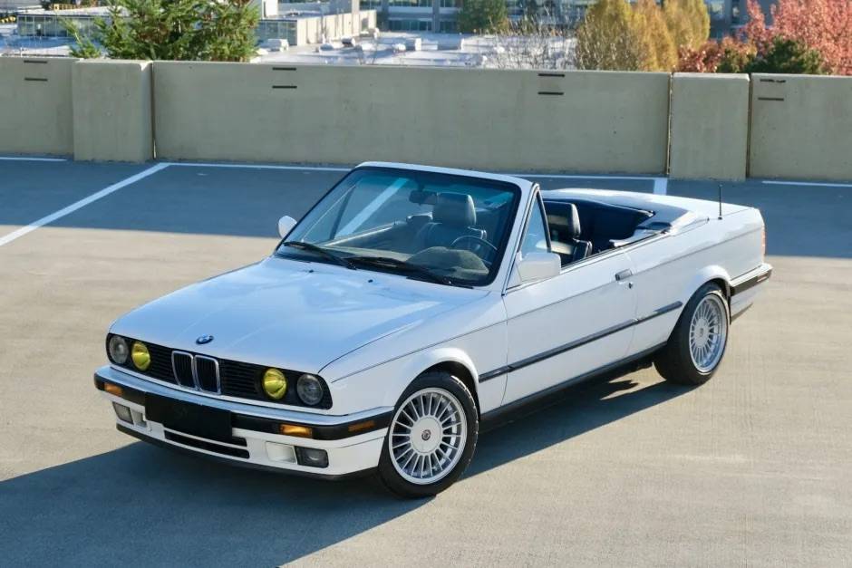 Bmw-325i-convertible-1992-white